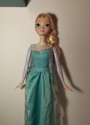 Poupée Disney Elsa Frozen