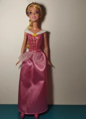 Poupée Disney aurore